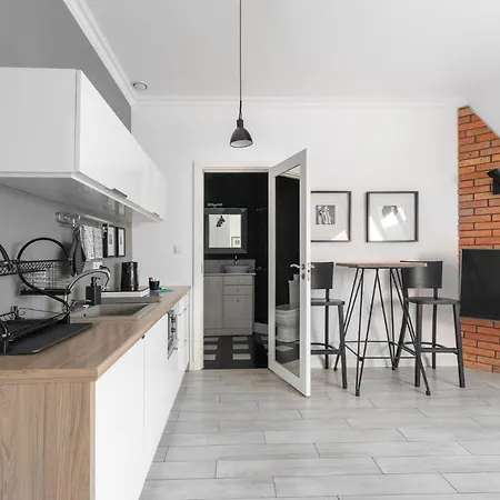 Kwiatowa Loft By Bookinghost דירה פוזנן